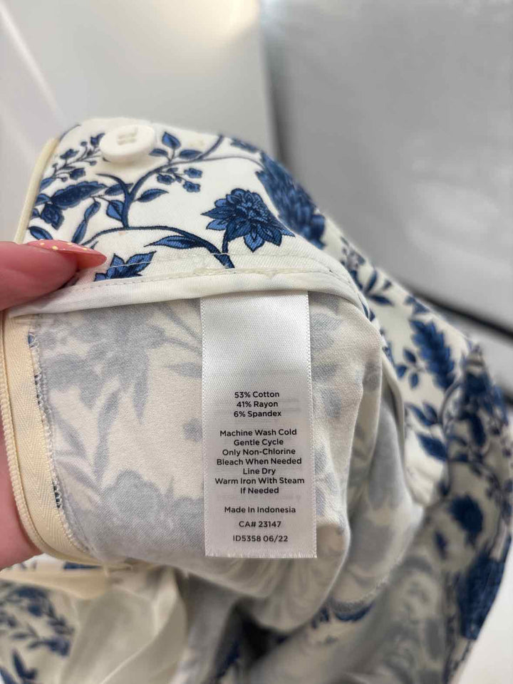 Size 2 Talbots White Print Pants