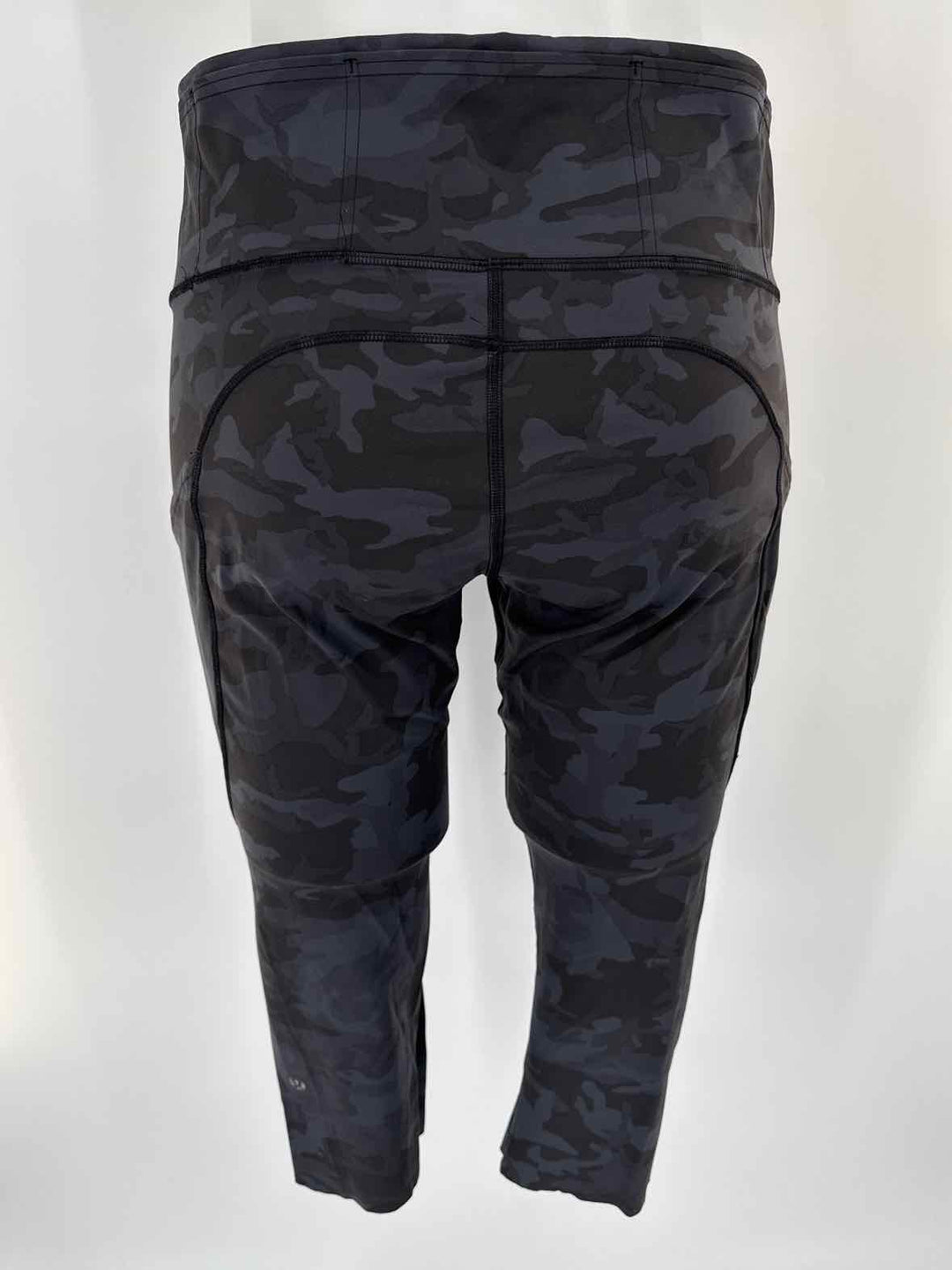 Size 10 Lululemon Black Print Pants