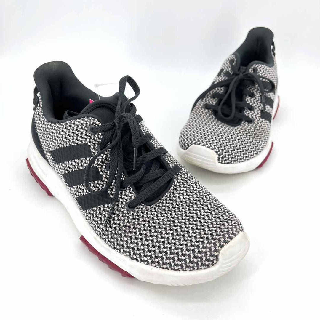 Shoe Size 7.5 Adidas Gray Sneakers