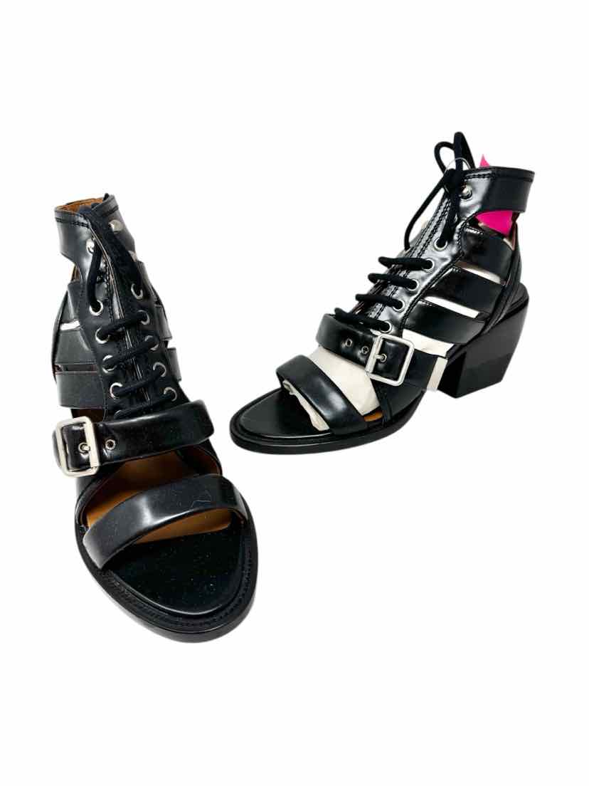 Shoe Size 40 Chloe Black Leather Sandals