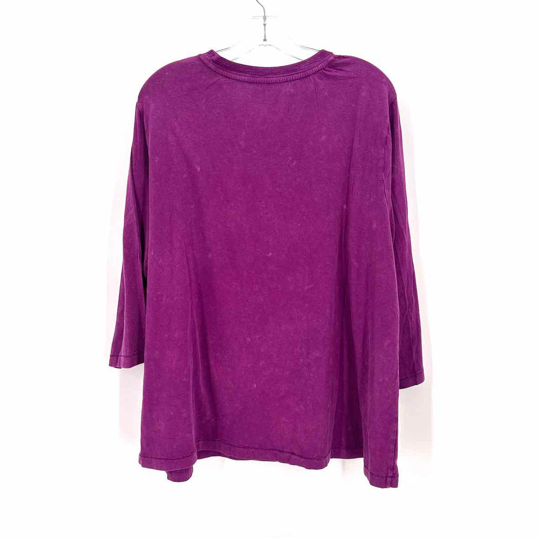 Size XL LOGO Purple Shirt