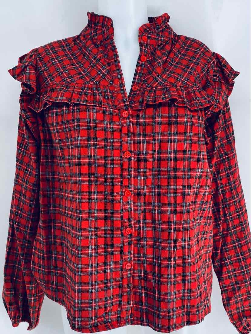 Size M FATE Red Shirt