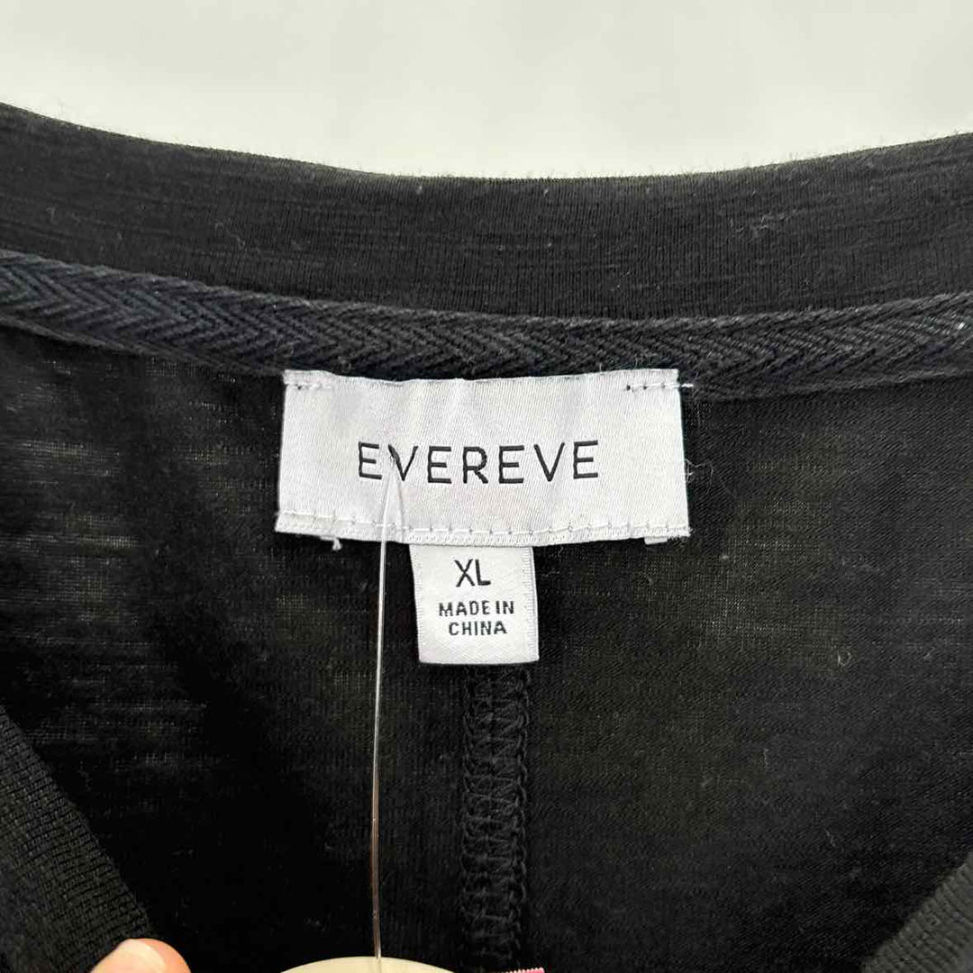 Size XL EVEREVE Black Knit Shirt