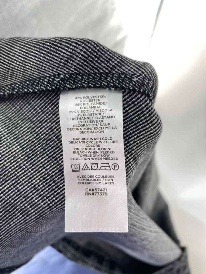 Size M Ann Taylor Black Print Shirt