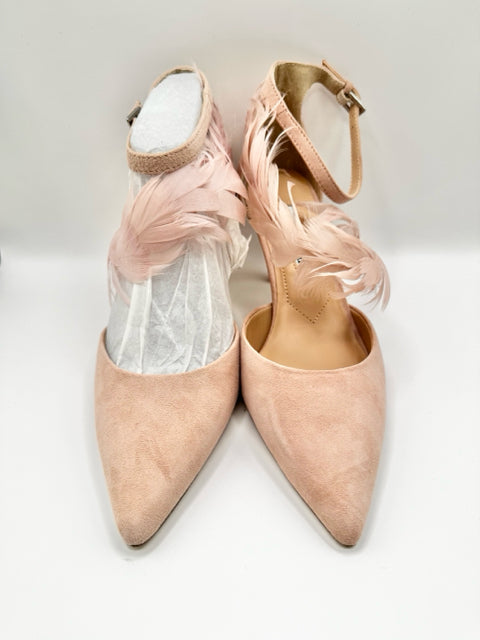Shoe Size 8 CHARLES DAVID Pink Pumps