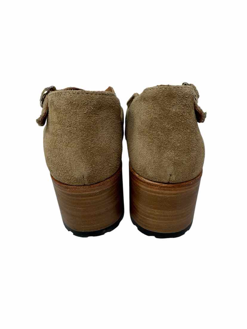 Shoe Size 9.5 Tan Suede Pumps