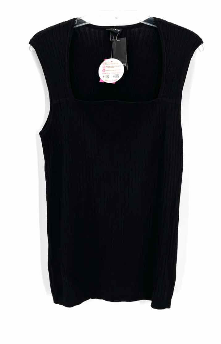 Size 18/20 Torrid Black Shirt