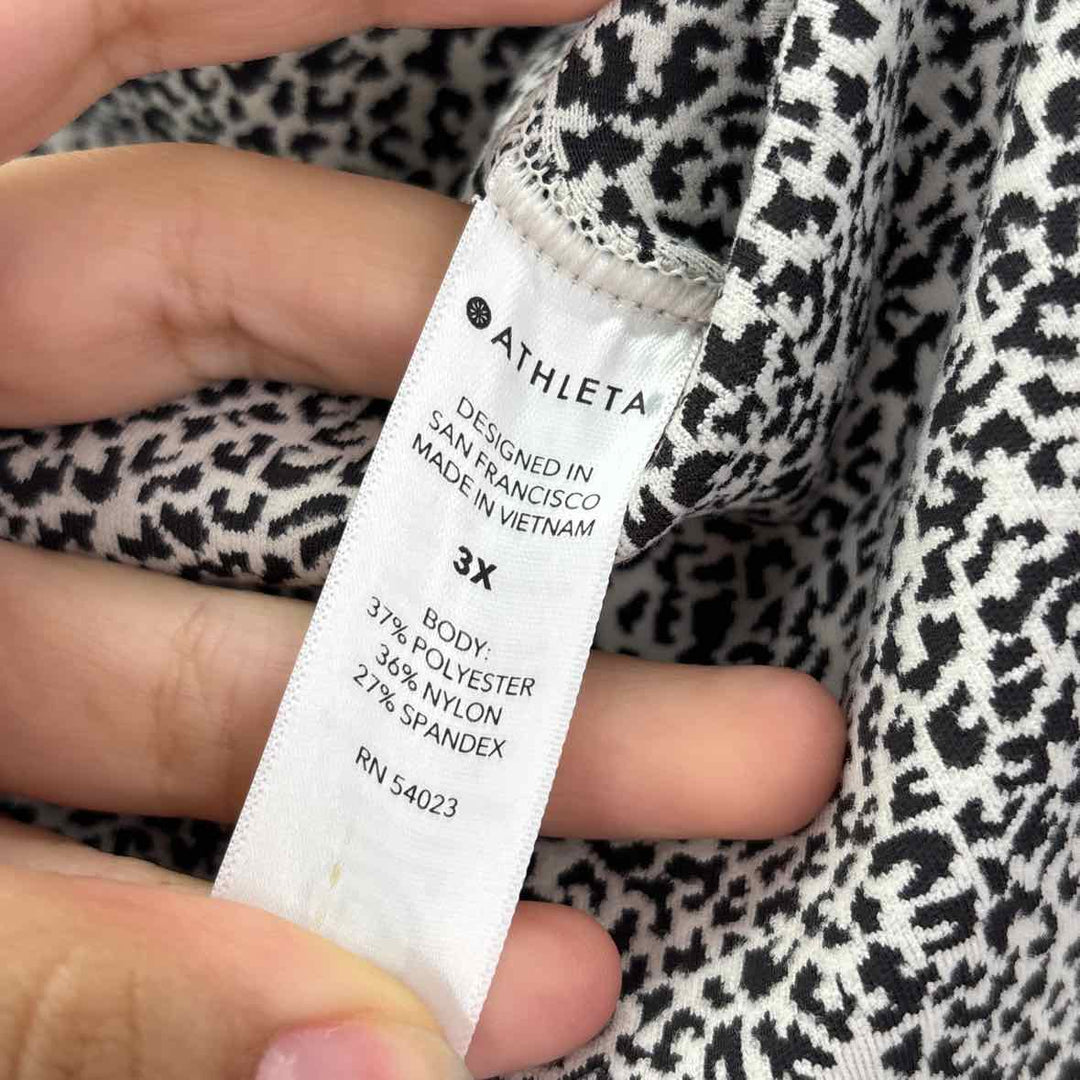 Size 3X Athleta Multi-Color Knit Leggings