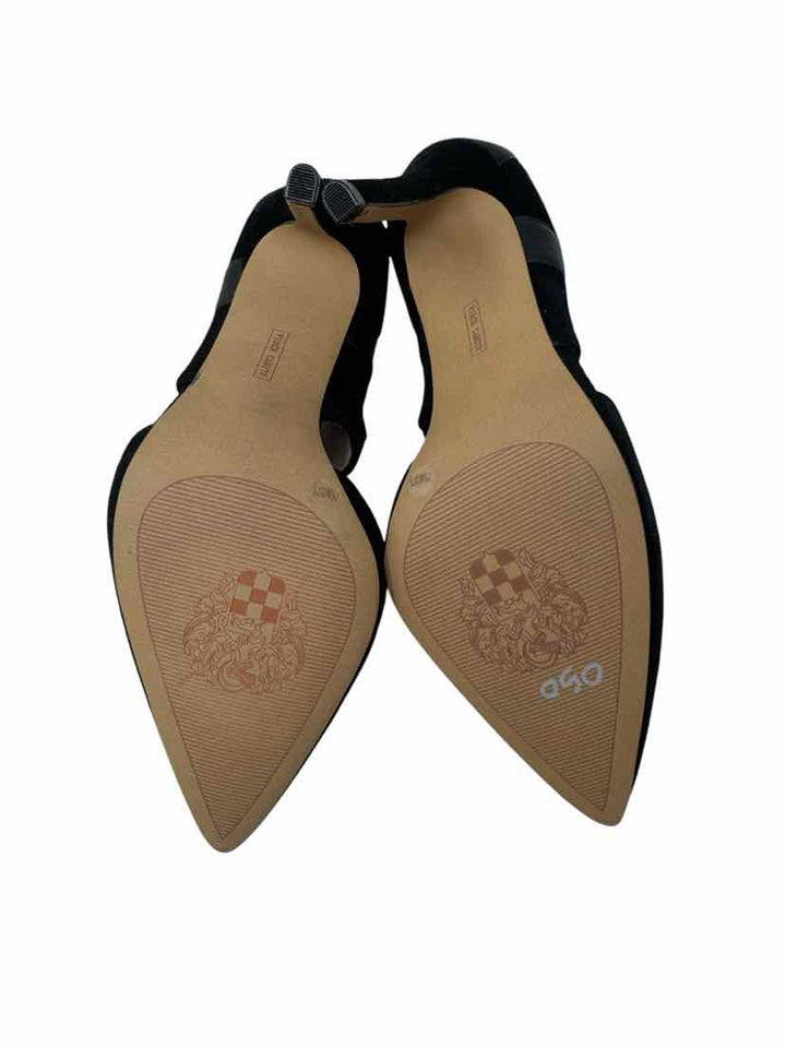 Shoe Size 7.5 Vince Camuto Black Suede Pumps