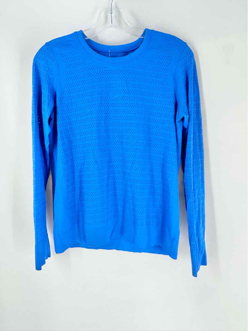 Size M Lululemon Blue Shirt