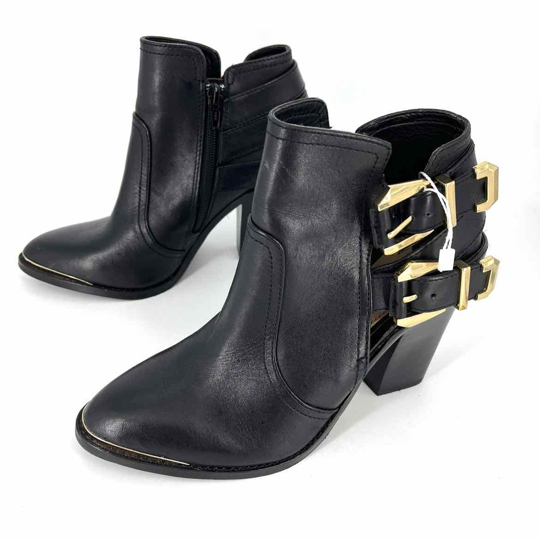 Shoe Size 6 Gianni Bini Black Leather Boots