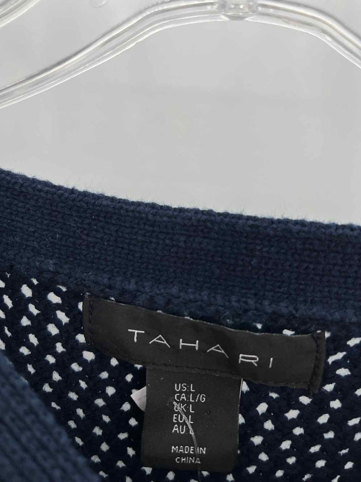 Size L TAHARI Navy Sweater