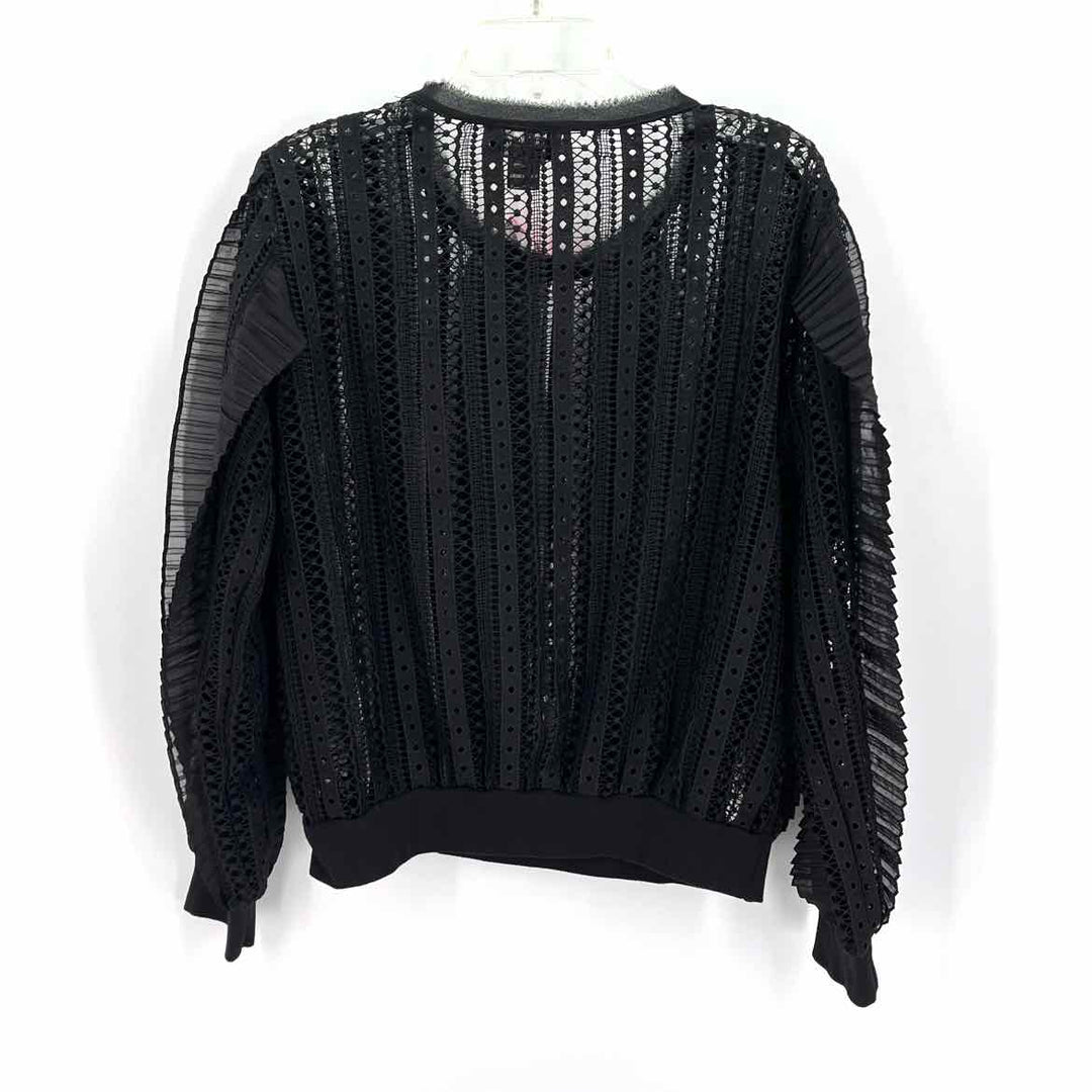 Size M GRACIA Black Crochet Shirt