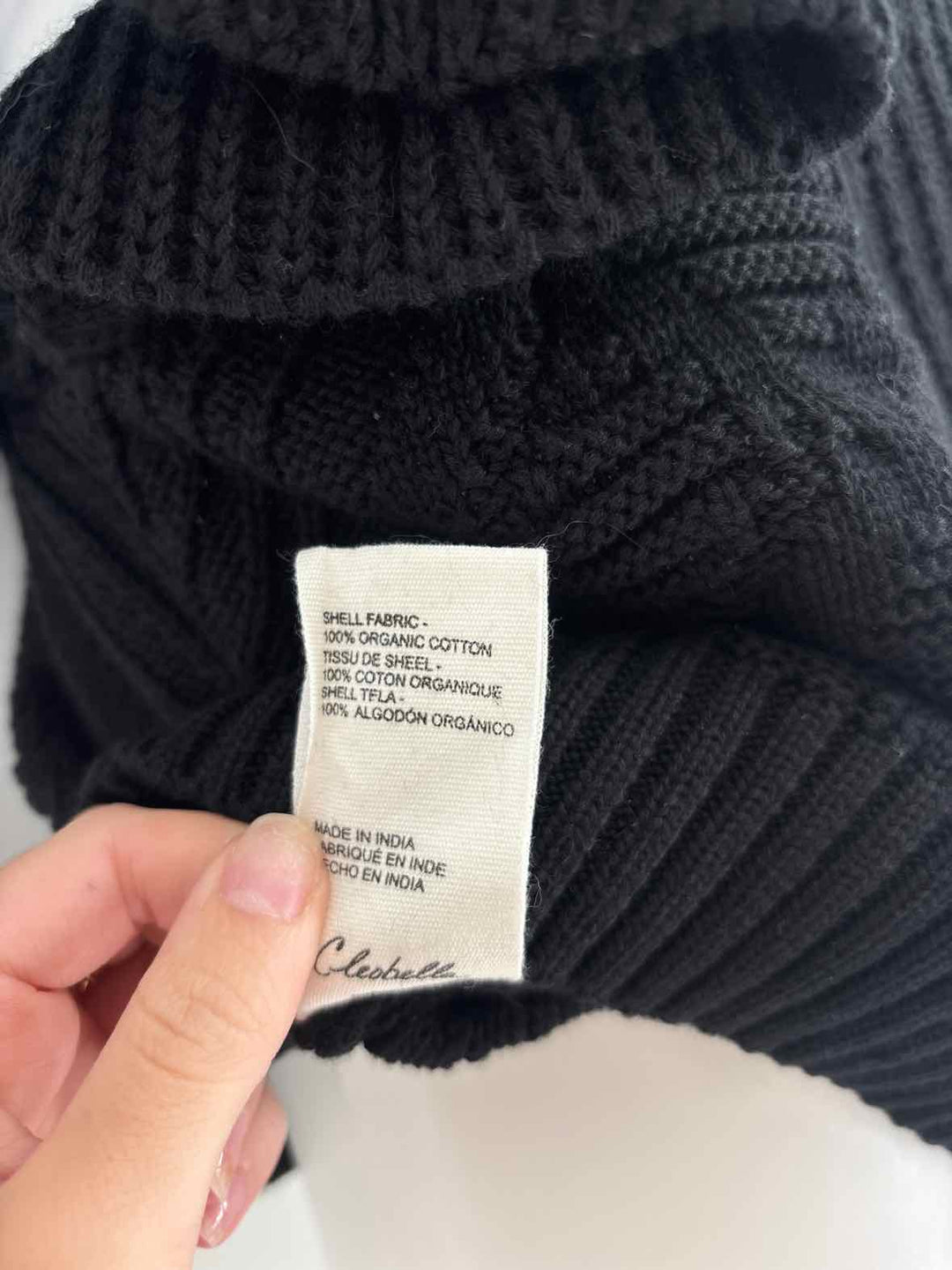 Size S CLEOBELLA Black Sweater
