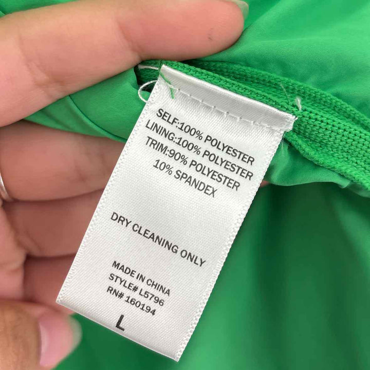 Size L Green Jacket