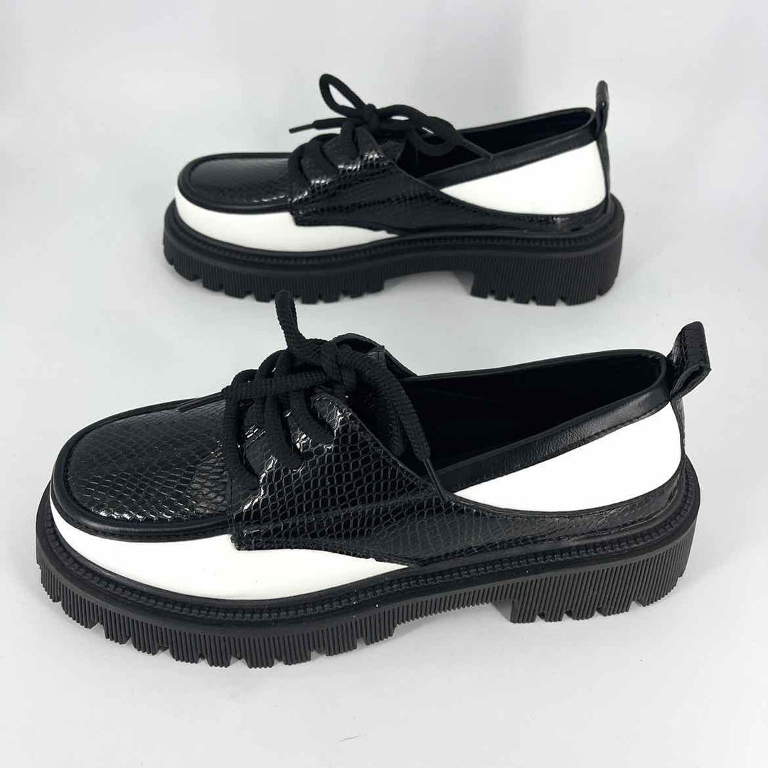 Shoe Size 42 Black Loafers