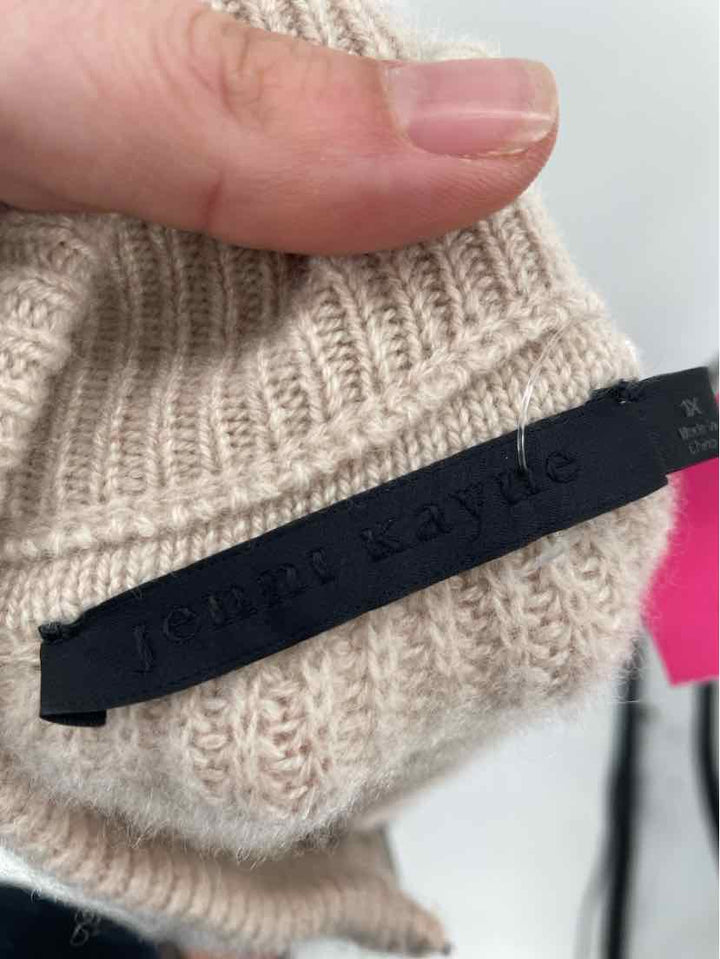Size 1X JENNI KAYNE Beige Sweater
