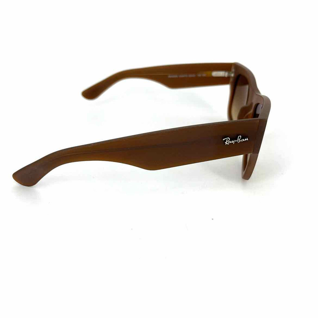 RAY BAN Sunglasses
