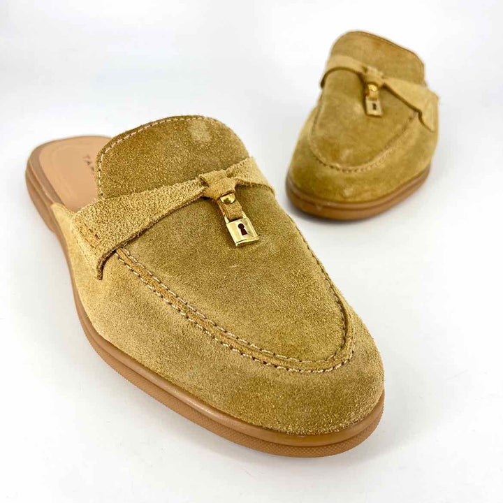 Shoe Size 10 TAHARI Tan Suede Loafers