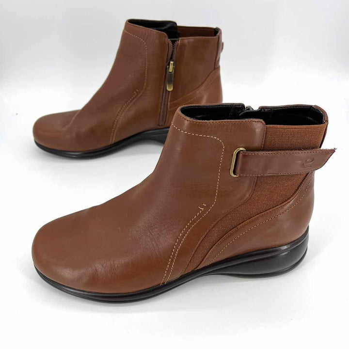 Shoe Size 8.5 EASY SPIRIT Brown Boots