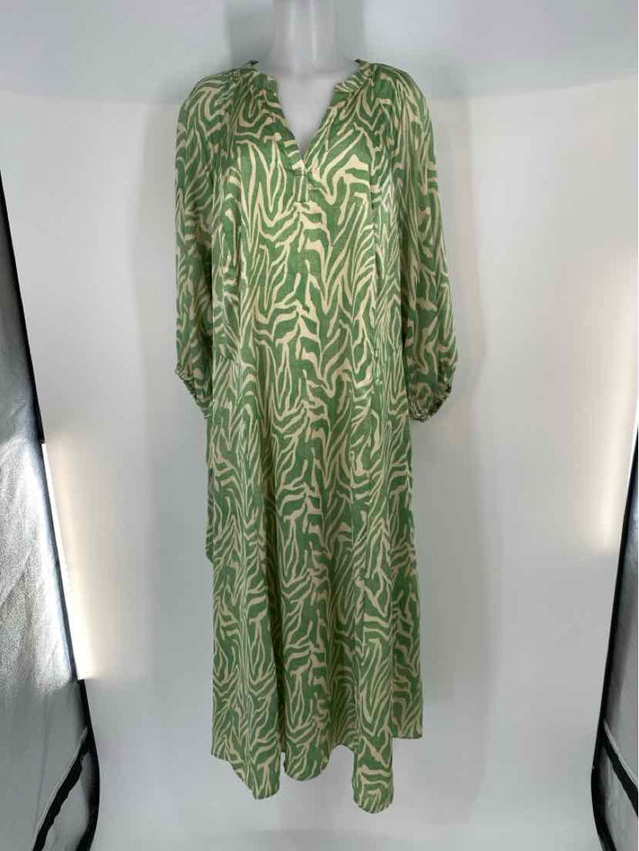 Size 3X Vince Camuto Green Dress