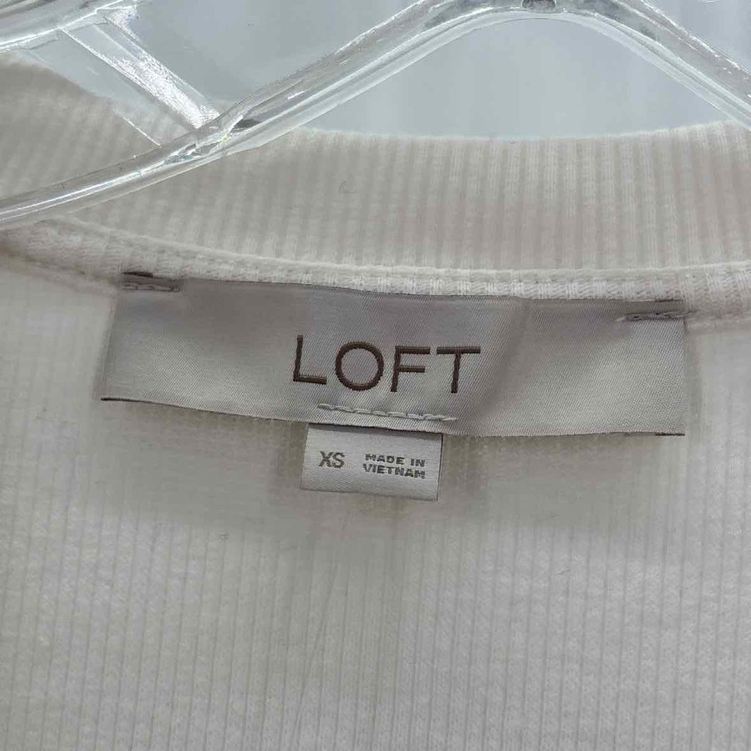 Size XS Ann Taylor White Shirt