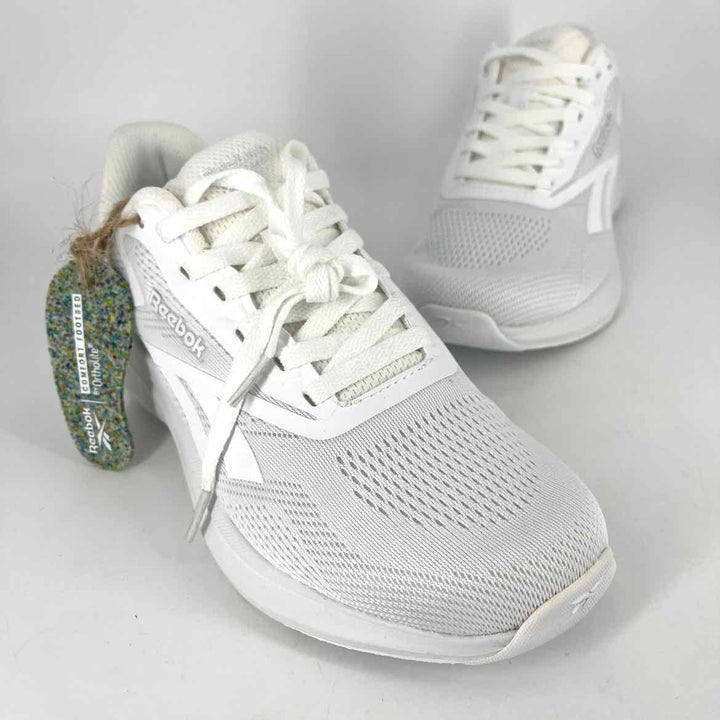 Shoe Size 8 Reebok White Knit Sneakers