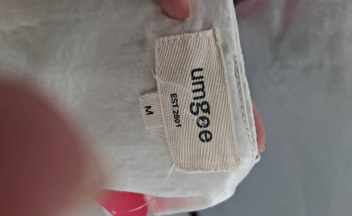 Size M Umgee Cream Shirt