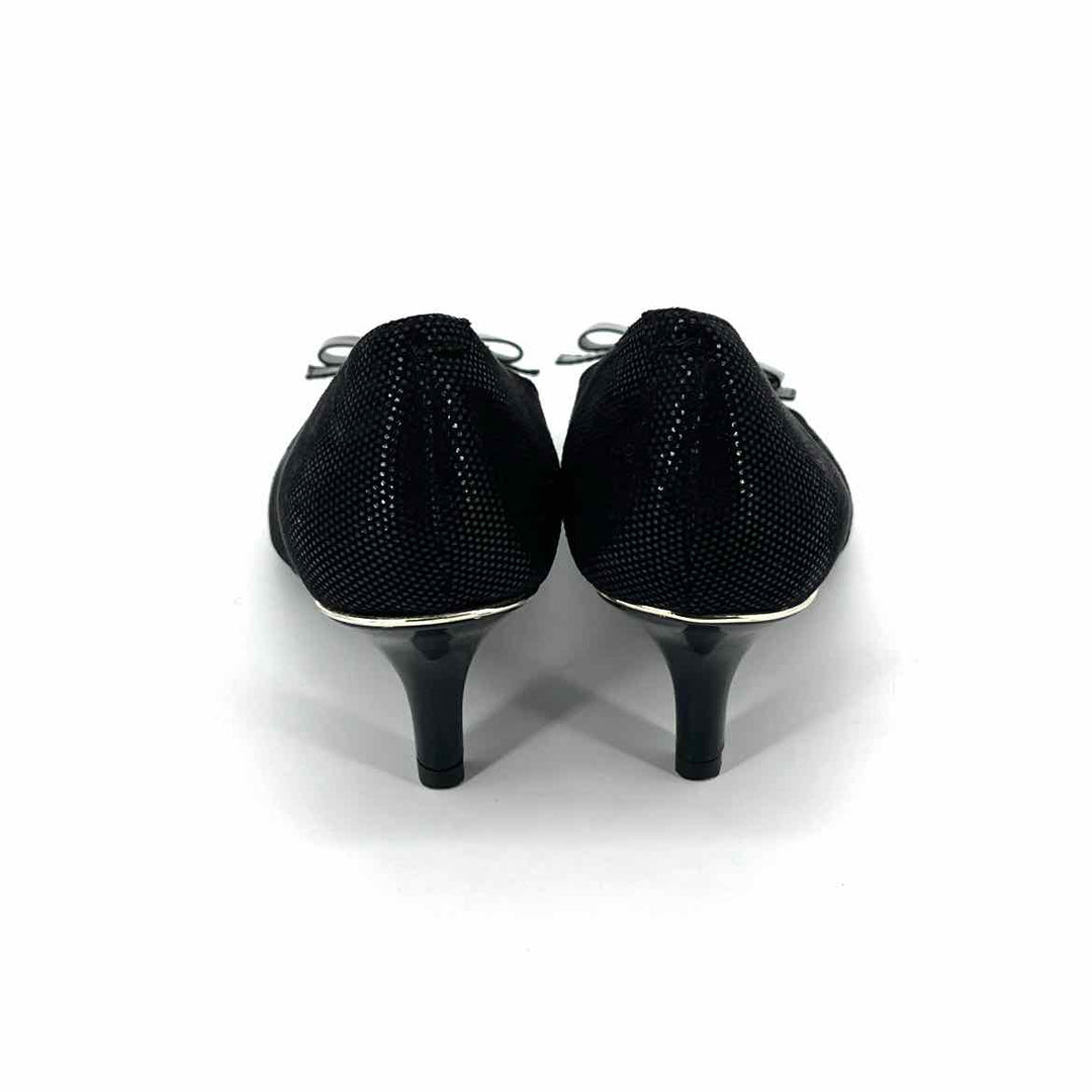 Shoe Size 6.5 Anne Klein Black Pumps