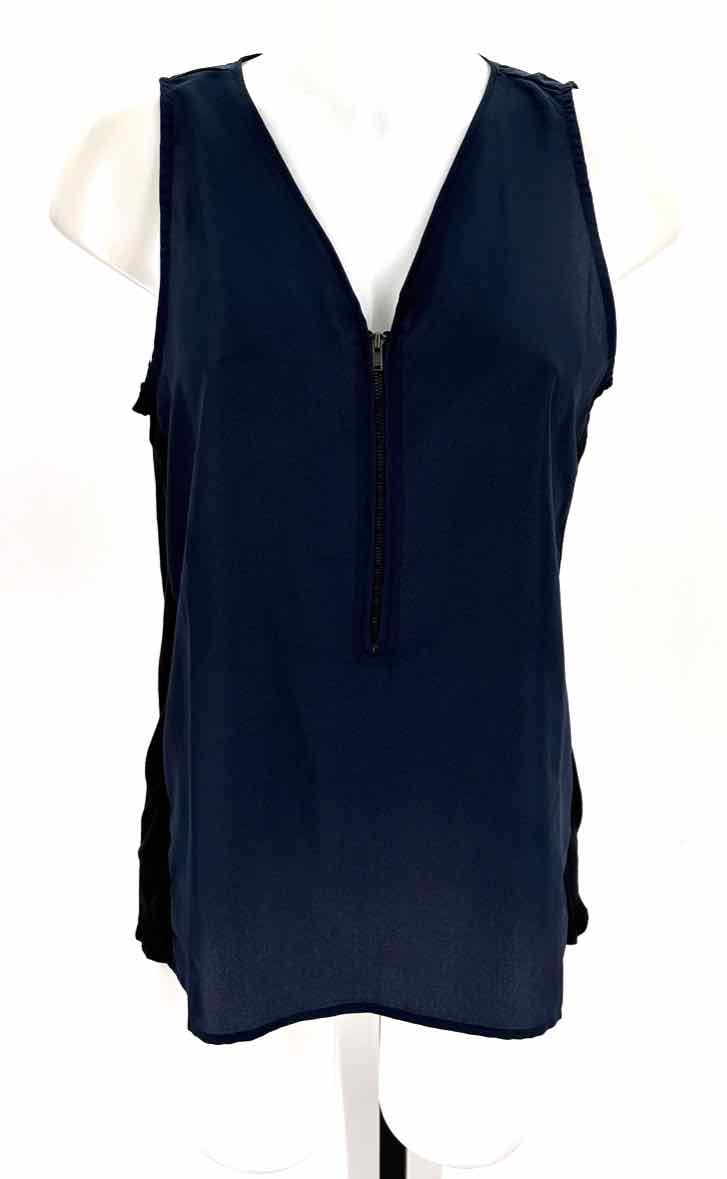 Size M Navy Shirt