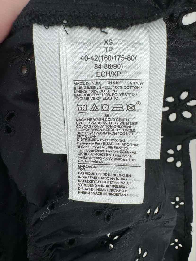 Size XS GAP Black Shirt