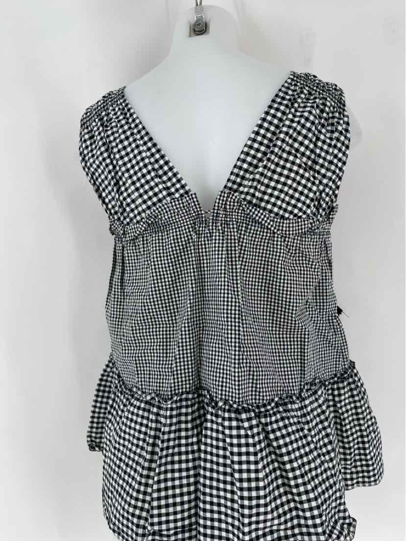 Size 6 DEREK LAM Black/White Shirt