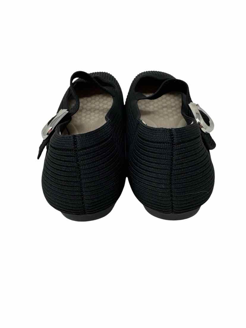 Shoe Size 38 Black Flats