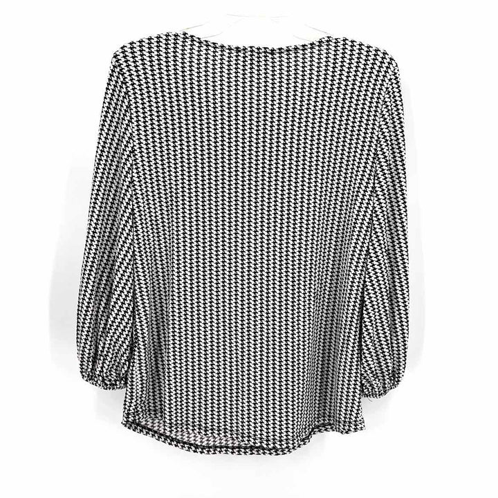 Size S Adrianna Papell Black/White Shirt