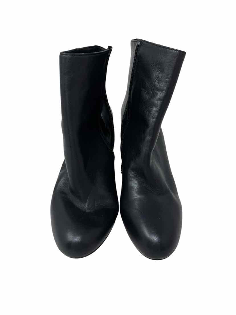 Shoe Size 40 Black Boots