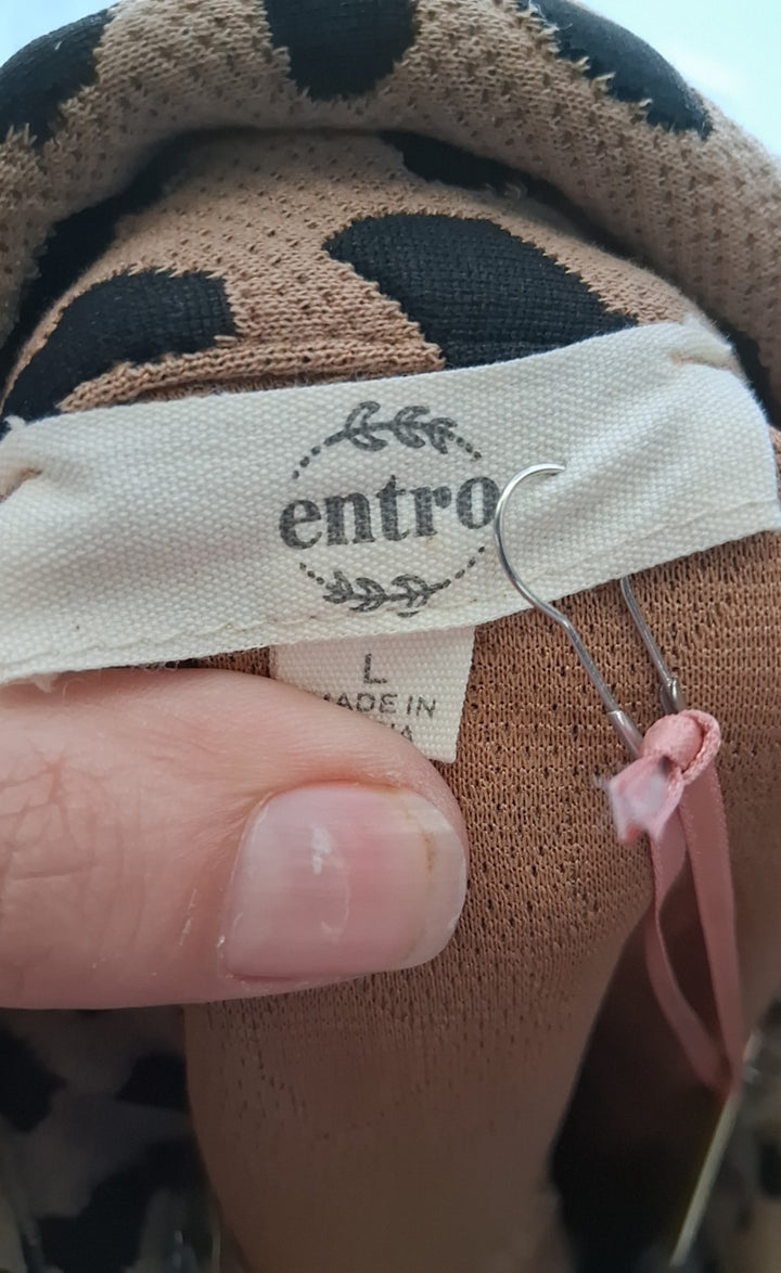Size L ENTRO Tan Dress