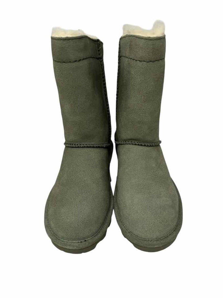 Shoe Size 6 BEARPAW Green Boots