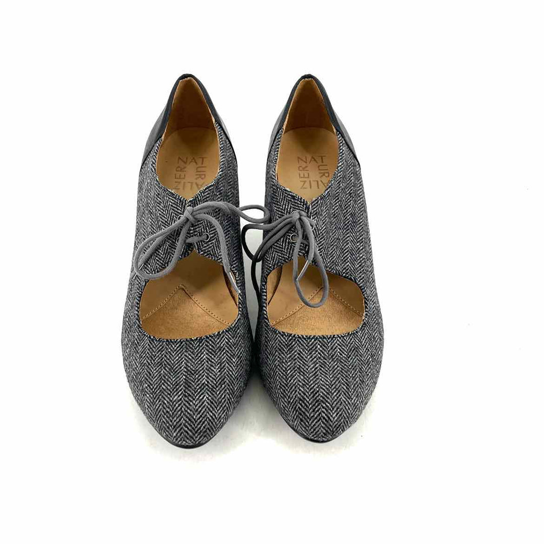 Shoe Size 8 Naturalizer Gray Heels