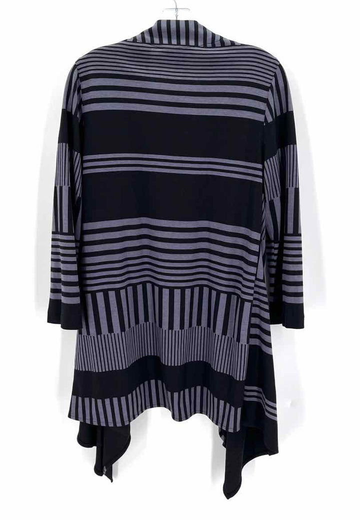 Size S CAROLINE ROSE Black Print Sweater