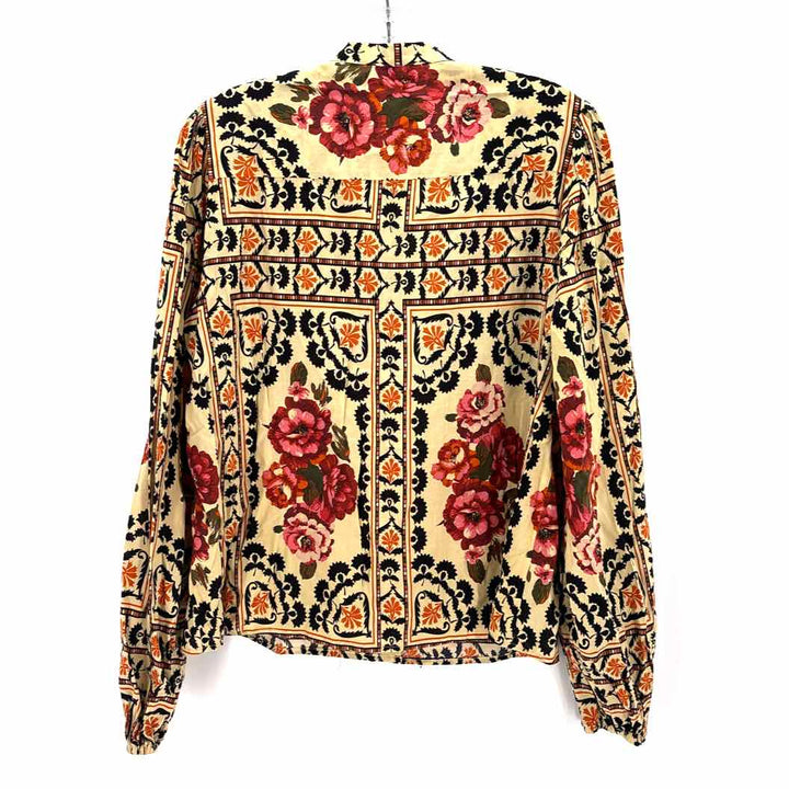 Size L Multi-Color Shirt