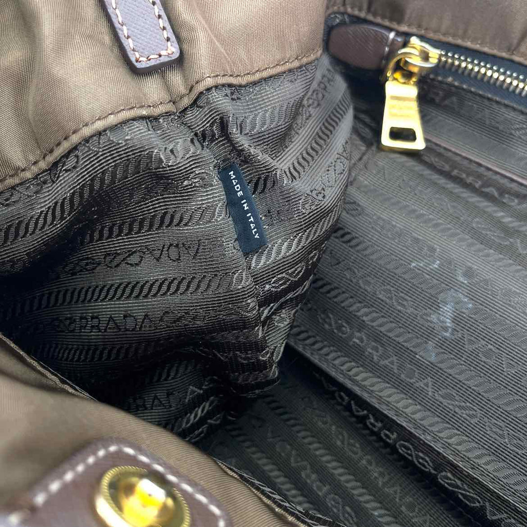 PRADA Luxury - Purse