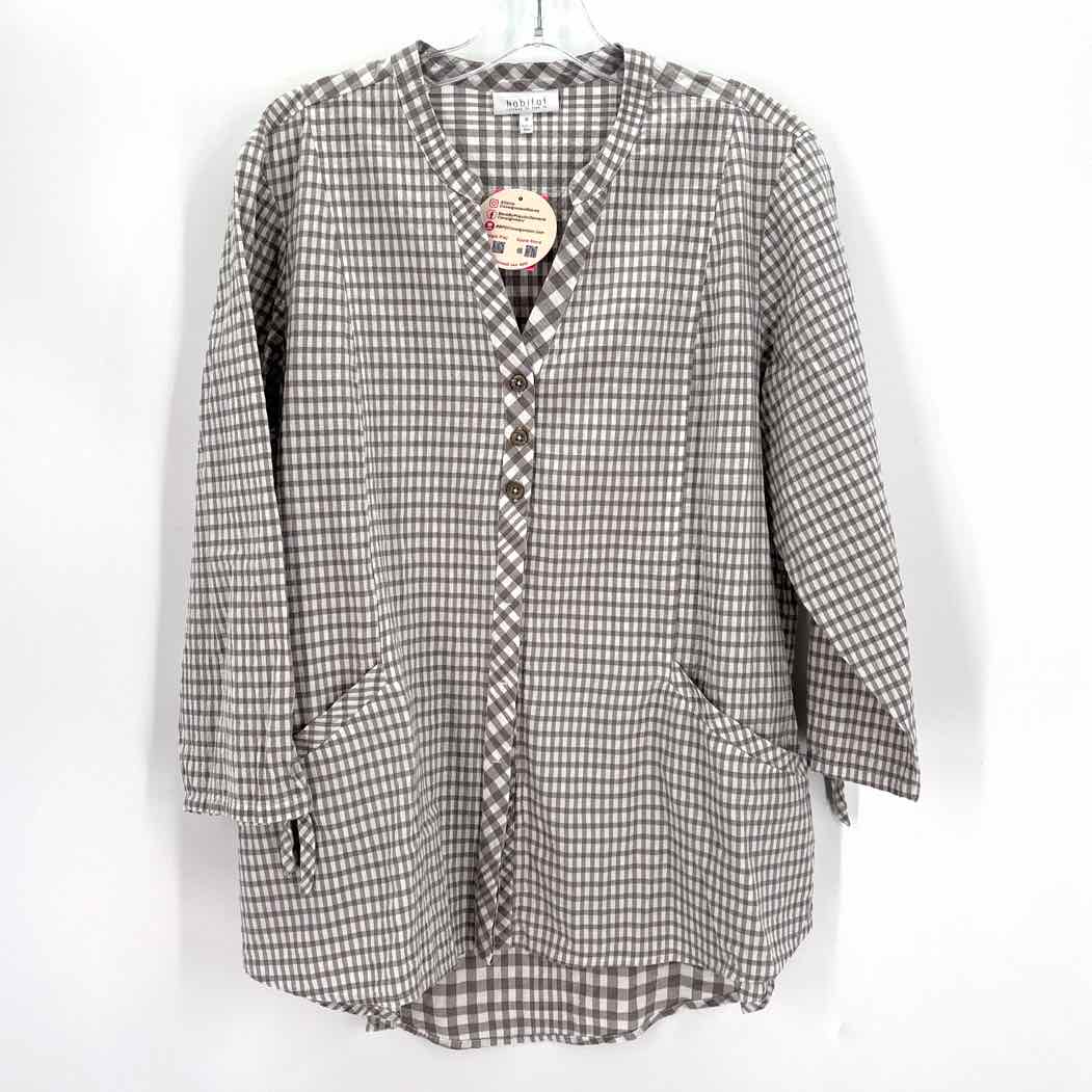 Size M Gray Sweater