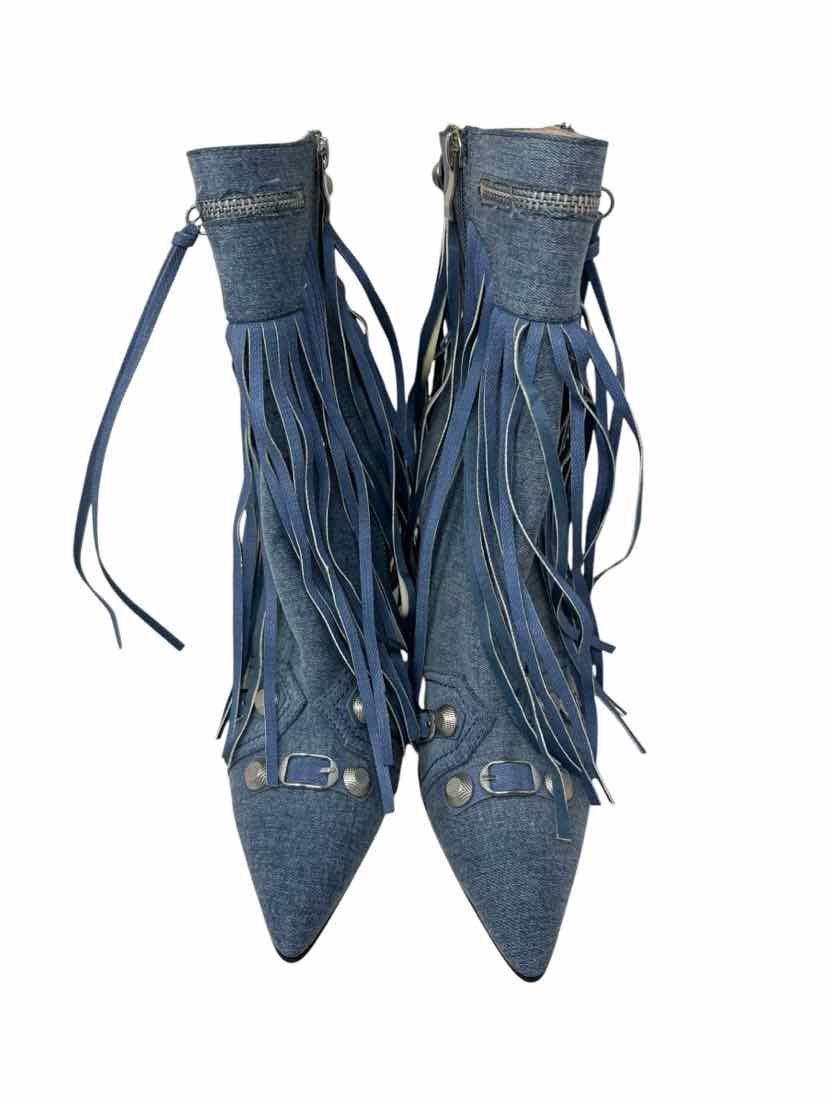 Shoe Size 7.5 AZALEA WANG Denim Boots