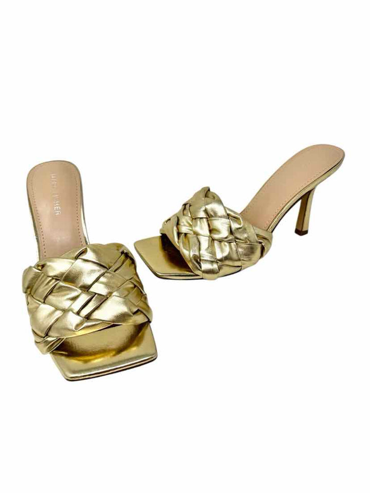 Shoe Size 7.5 MARC FISHER Gold Leather Sandals