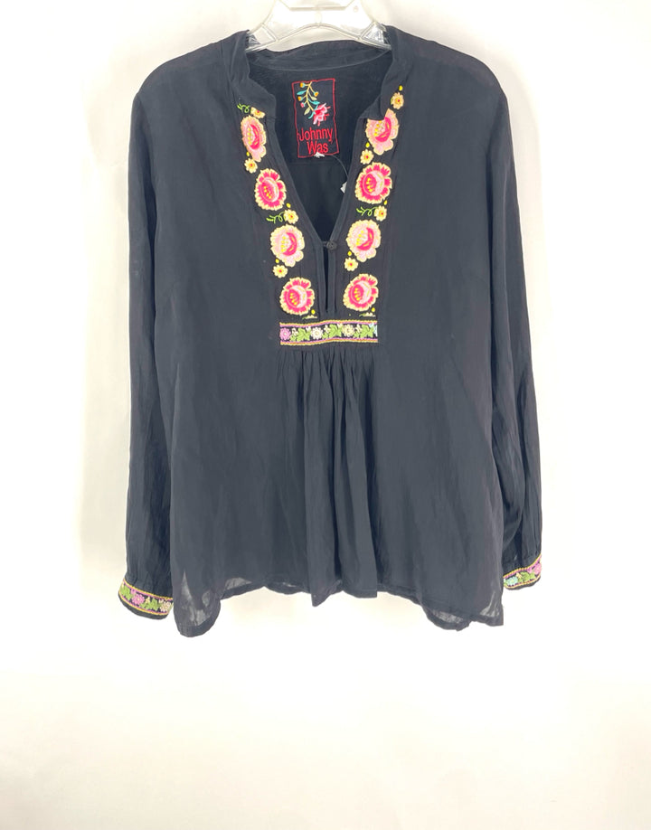 Size M Johnny Was Black Shirt