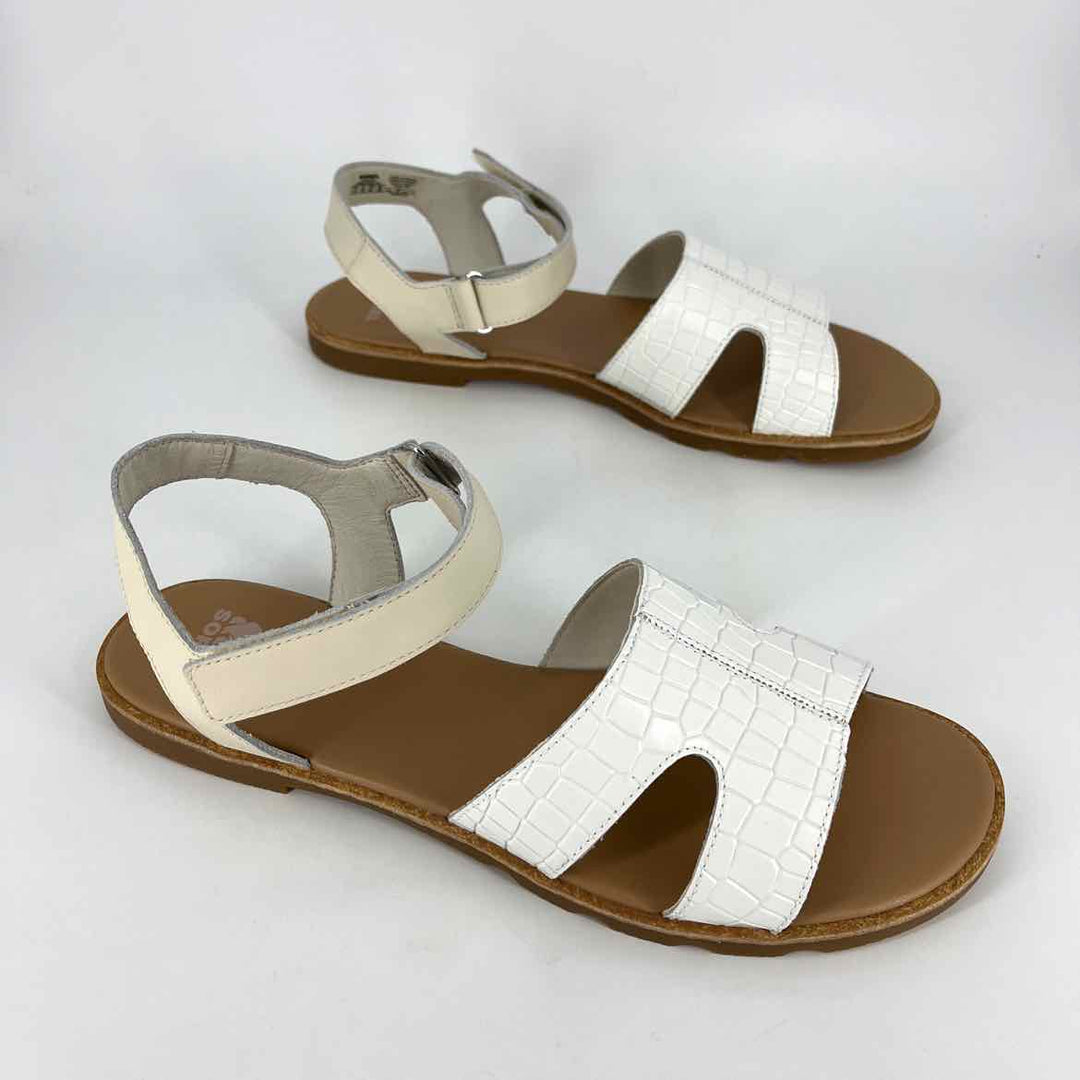 Shoe Size 12 Sorel White Sandals