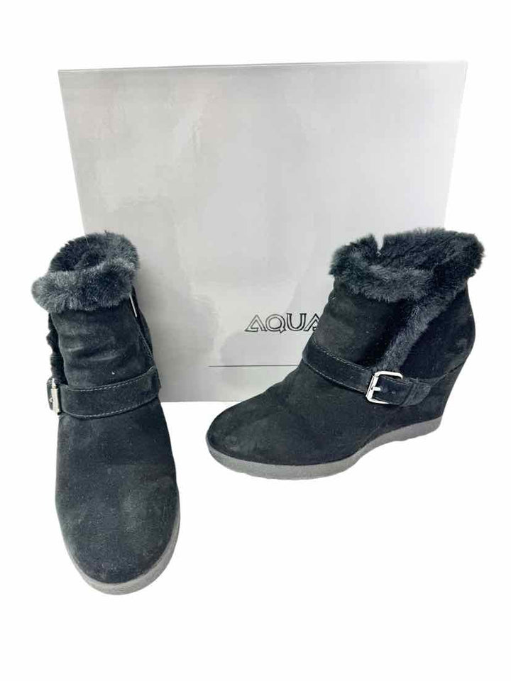 Shoe Size 7.5 Black Suede Boots