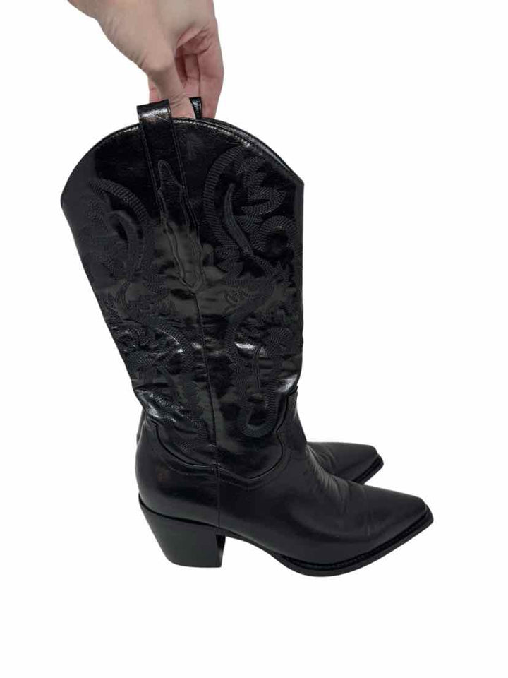 Shoe Size 8 Black Boots