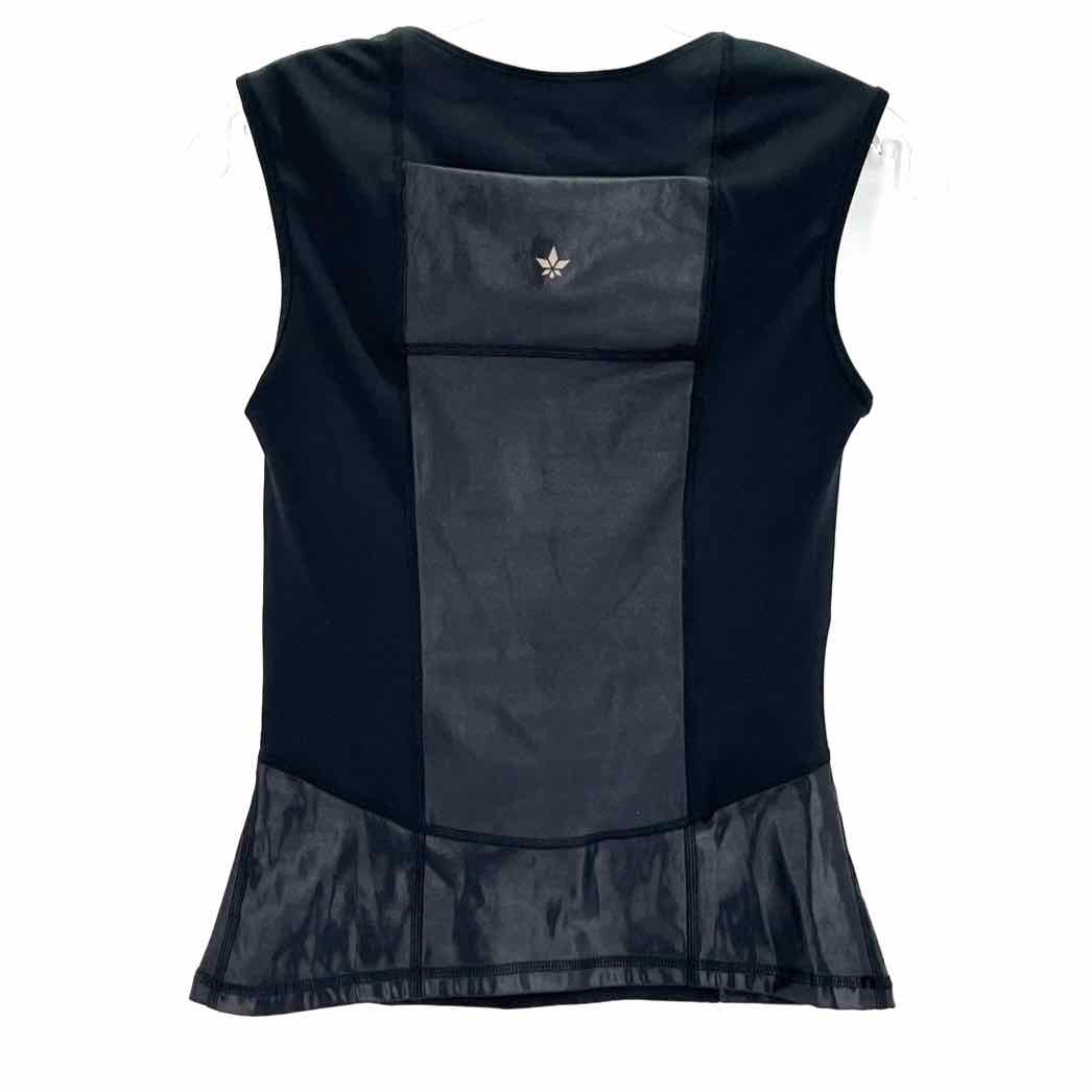 Size M Black Shirt