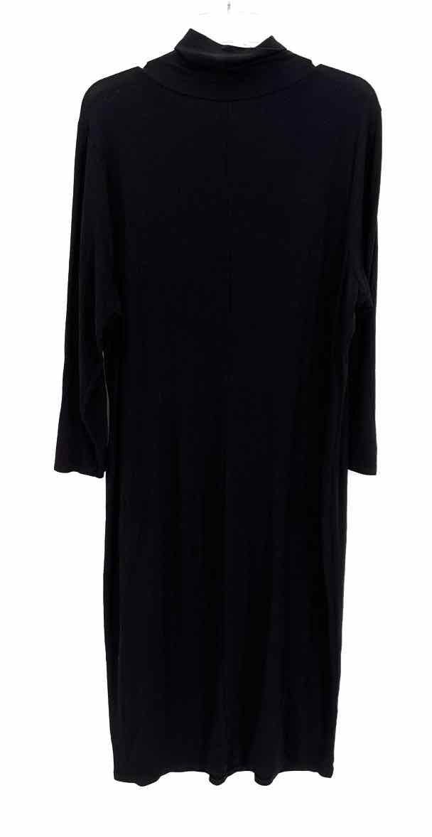 Size 2X Torrid Black Dress